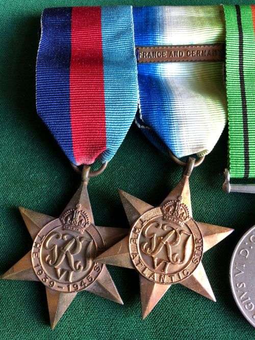 FULL SIZE WITH MINIATURES WW2 WITH KOREA MEDAL GROUP(1951) THE KOREA MEDAL NAMED TO BUCK S.P. PMX 80