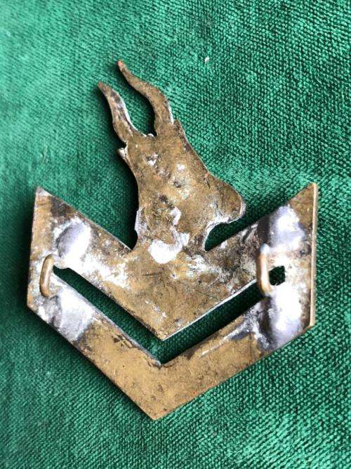 2ND SOUTH AFRICAN RIFLES BRASS RANK-WORN 1915-1918- 2 LUGS