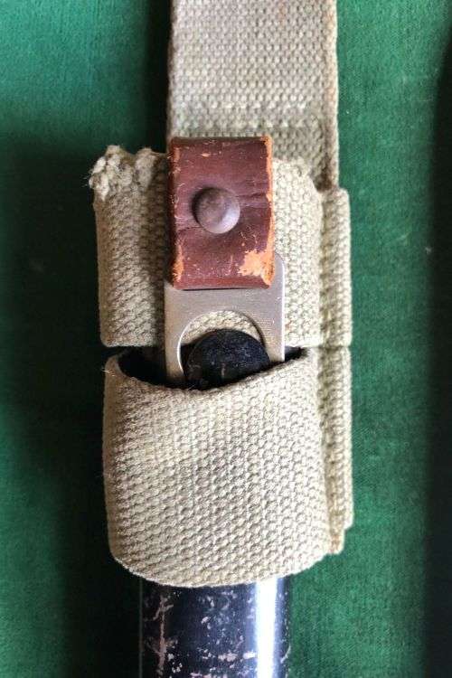 NO 9 BAYONET FOR THE NO 4 LEE ENFIELD RIFLE-COMPLETE WITH FROG AND STEEL SCABBARD -GOOD CONDITION-TO