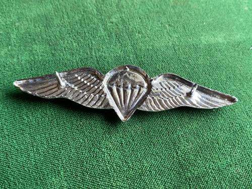 SA PARACHUTE DISPATCHER OR 50 JUMPS OR MORE-FULL SIZE,CHROMED AND LUCITE COVERED CENTRE WING- WORN F