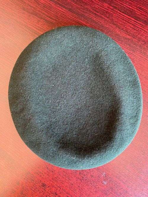 SA INFANTRY BERET IN GOOD CONDITION-INSIDE RING MEASURES 55 CM