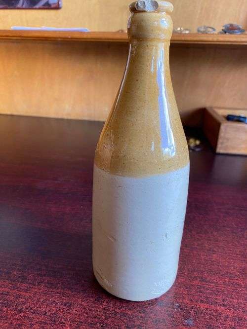 STANGER MINERAL WATER WORKS GINGER BEER BOTTLE