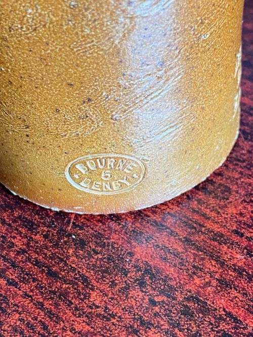 W.F. KELLY BARKLY EAST GINGER BEER BOTTLE-VERY GOOD CONDITION- NO DAMAGE