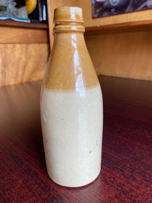 MAGERS -QUEENSTOWN GINGER BEER BOTTLE-VERY SCARCE