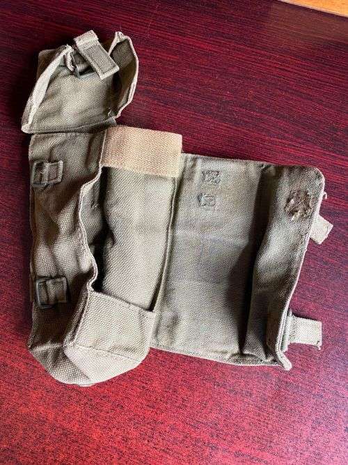 RHODESIA PATTERN 64 AMMO POUCH MARKINGS ON THE INSIDE