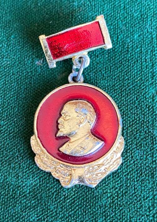 SOVIET RUSSIA ORIGINAL LENIN BADGE 1970`S-80`S