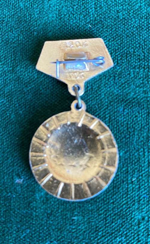 SOVIET RUSSIA ORIGINAL LENIN BADGE 1970`S-80`S