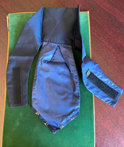 14 FIELD REGIMENT CRAVAT -GOOD CONDITION