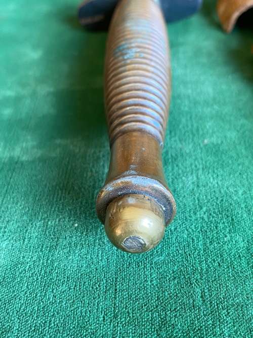 EARLY FAIRBAIRN SYKES FIGHTING KNIFE-RING GRIP PATTERN FROM WW2 PERIOD-ORIGINAL WITH MARKINGS-TOTAL