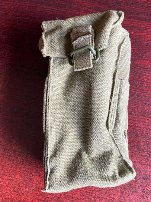 RHODESIA PATTERN 64 AMMO POUCH