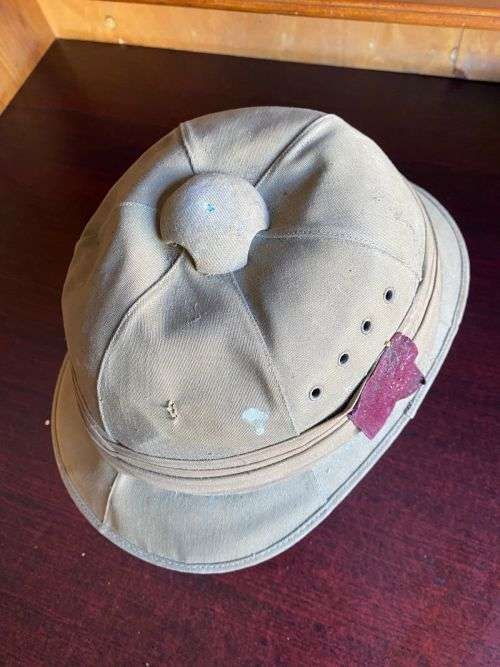 WW 2 SA PITH HELMET WORN FROM 1935 -1946-THIS PARTICULAR FLASH WAS FOR THE SAMC