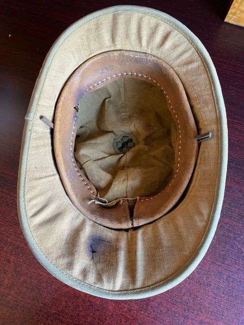 WW 2 SA PITH HELMET WORN FROM 1935 -1946-THIS PARTICULAR FLASH WAS FOR THE SAMC