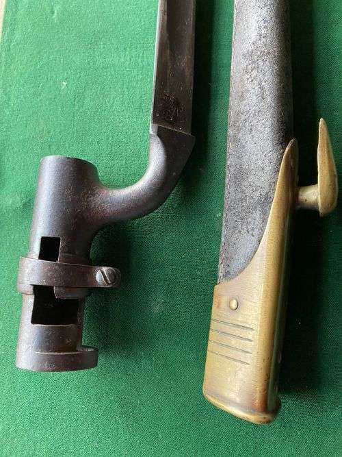 BRITISH 1853/72 SOCKET BAYONET-A STANDARD 1853 BUSHED TO FIT THE MARTINI HENRY RIFLE-IT COMES WITH T