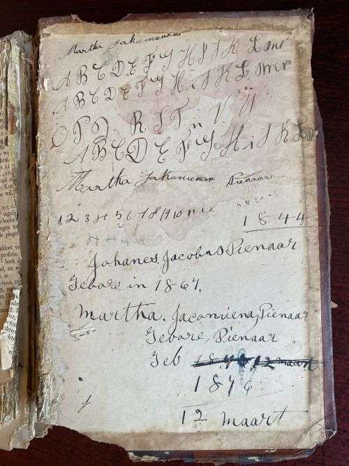 BOER WAR PERIOD BIBLE DATED 1881-BELONGED TO J.A.PIENAAR FROM THE FARM KENDERFONTYN SMITHFIELD-PLEAS