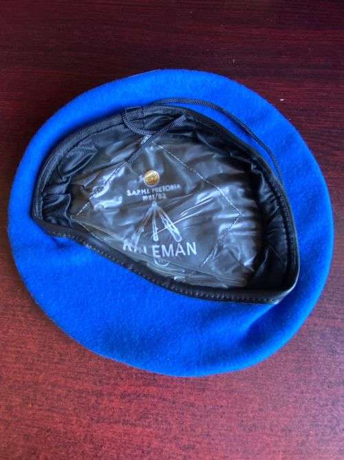 SADF BERET FOR ORDNANCE CORPS-DATED 1981/82 -SIZE 62-VERY GOOD CONDITION
