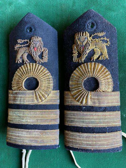 SA NAVY COMMANDERS SHOULDER RANK BOARD PAIR WITH BULLION WIRE