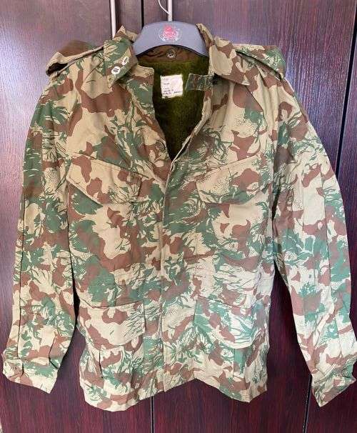 POLICE TASK FORCE 2ND PATTERN CAMO BUSH JACKET WITH REMOVABLE LINER-PROTEA CLOTHING 1989-NEVER BEEN