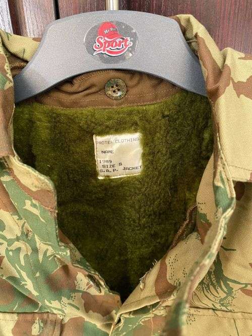 POLICE TASK FORCE 2ND PATTERN CAMO BUSH JACKET WITH REMOVABLE LINER-PROTEA CLOTHING 1989-NEVER BEEN