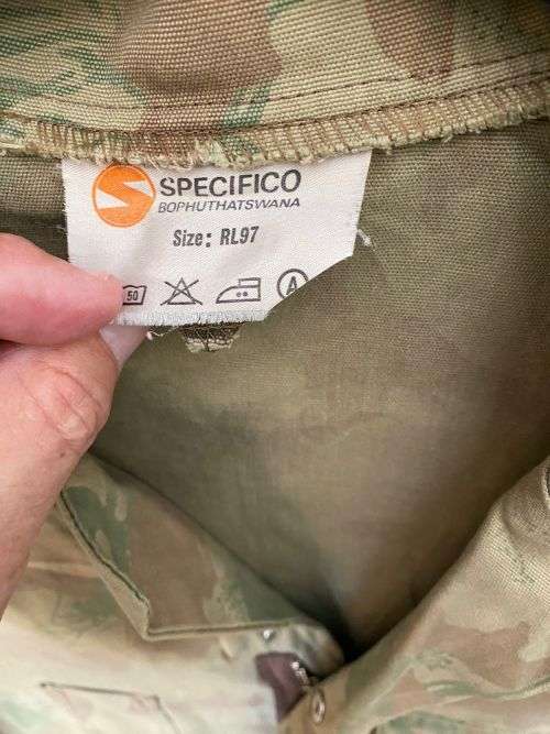 POLICE TASK FORCE 2ND PATTERN CAMO JACKET SIZE MEDIUM-MEASURES 57 CM ARMPIT TO ARMPIT-ZIPPER AND PRE