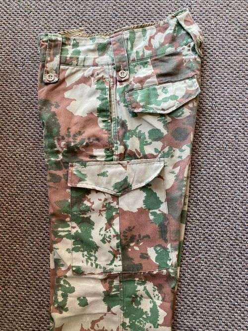 POLICE TASK FORCE 1ST PATTERN CAMO TROUSERS-MADE IN 1976-SIZE 32 PIPE LENGTH IS 76 CM-VERY GOOD CON