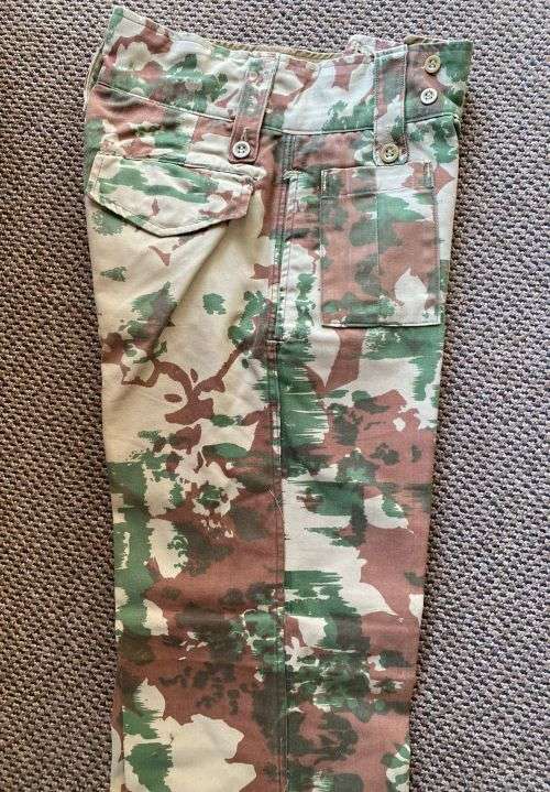 POLICE TASK FORCE 1ST PATTERN CAMO TROUSERS-MADE IN 1976-SIZE 32 PIPE LENGTH IS 76 CM-VERY GOOD CON