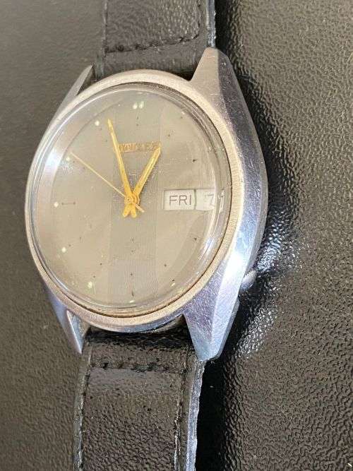 VINTAGE CITIZEN MENS WATCH-WORKING CONDITION