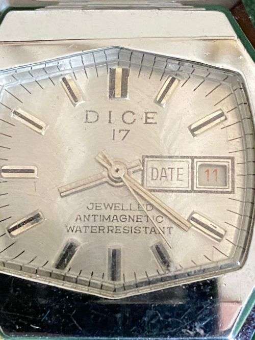 DICE 17 MENS WATCH-AS IS