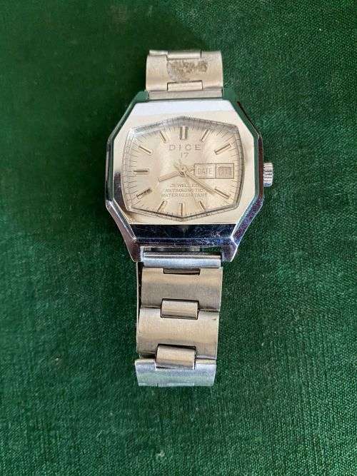 DICE 17 MENS WATCH-AS IS