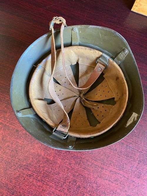 WW2 GREEK M34/39 STEEL HELMET