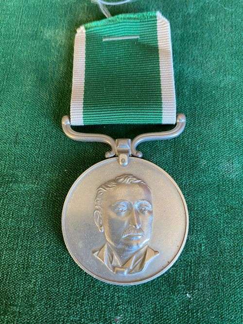 RHODESIAN FULL SIZE PRISON SERVICE MEDAL NAMED TO 5551 WDR MATIRIRANO