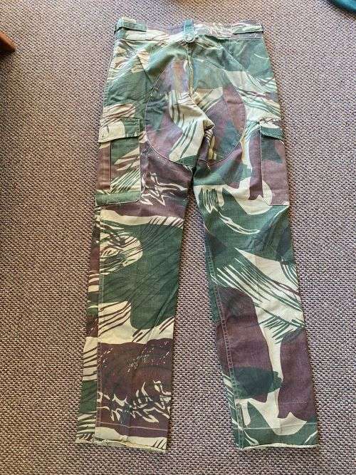 RHODESIAN CAMO TROUSERS-SIZE 34-IN VERY GOOD CONDITION,WITHOUT ANY DAMAGE -PIPE LENGTH 83 CM