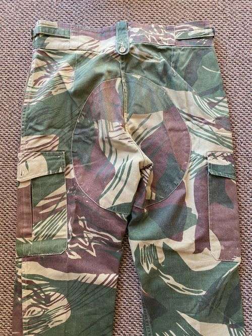 RHODESIAN CAMO TROUSERS-SIZE 34-IN VERY GOOD CONDITION,WITHOUT ANY DAMAGE -PIPE LENGTH 83 CM