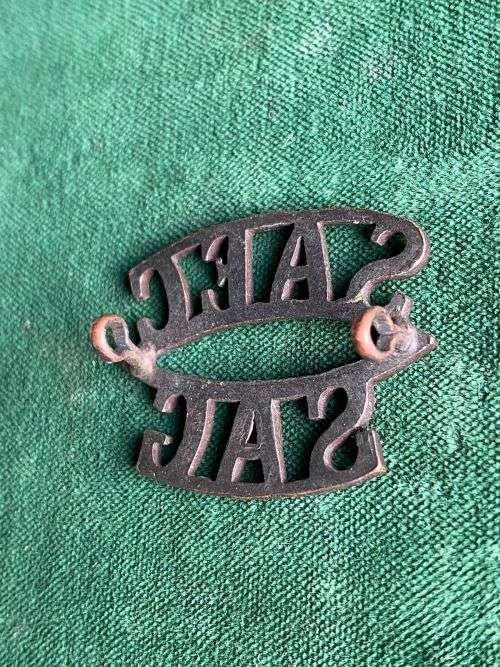 SA ENGINEERS CORPS BRASS TITLE-WORN 1938-1951- 2 LUGS