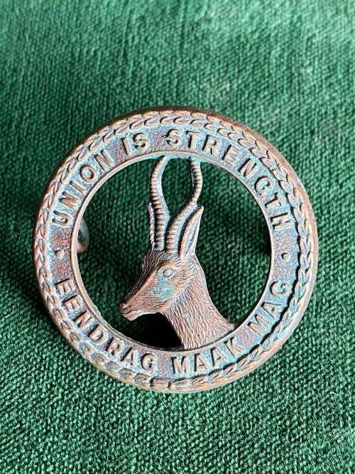 GENERAL SERVICE CAP BADGE-WORN 1940`S- 2 LUGS