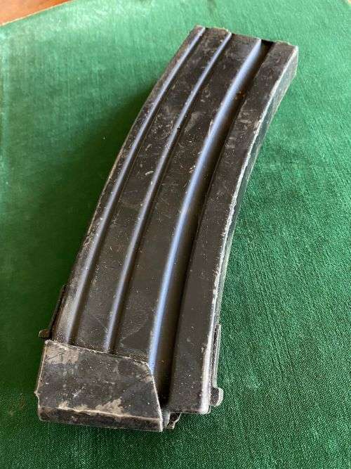 30 ROUND MAG FOR THE R4/R5/LM4/LM5/ GALIL OR MICRO GALIL-COMPLETE AND IN GOOD WORKNG CONDITION