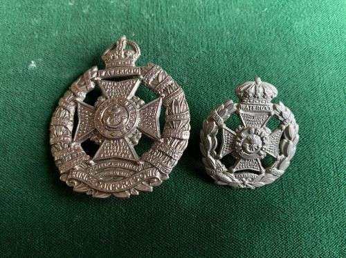 RIFLE BRIGADE CAP AND COLLAR -WORN 1910-37-LUGS COMPLETE