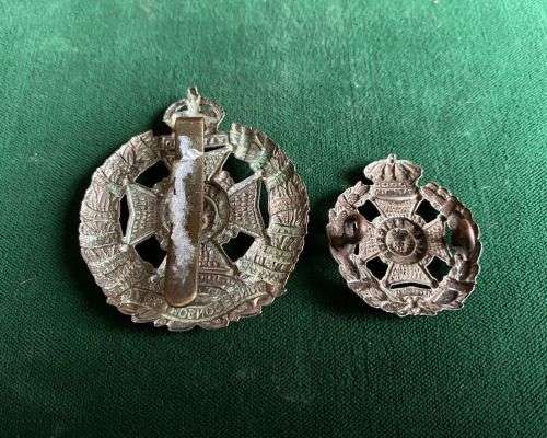 RIFLE BRIGADE CAP AND COLLAR -WORN 1910-37-LUGS COMPLETE