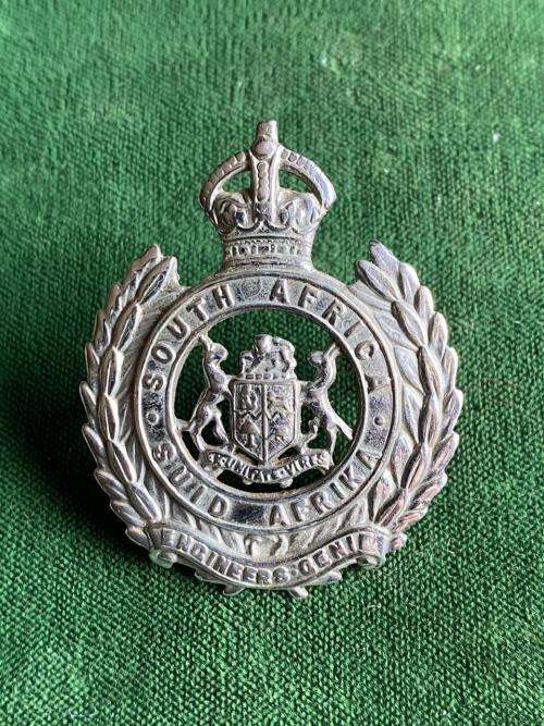 SA ENGINEERS WW1 OFFICERS,SILVER CAP BADGE- 2 LUGS