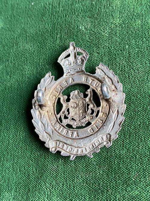 SA ENGINEERS WW1 OFFICERS,SILVER CAP BADGE- 2 LUGS