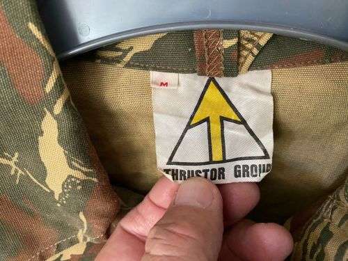 SWA KOEVOET CAMO JACKET,A SIZE MEDIUM BUT WILL FITT LARGE-MEASURES 62CM ARMPIT TO ARMPIT-GOOD CONDI