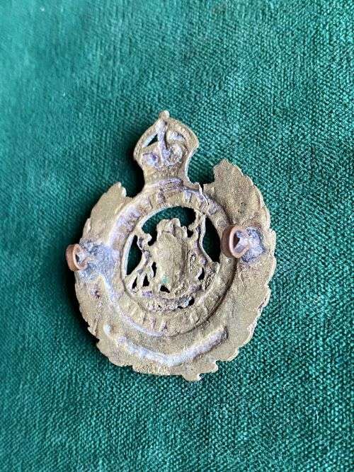 SA ENGINEERS CORPS CAP BADGE-WORN 1938-1958- 2 LUGS
