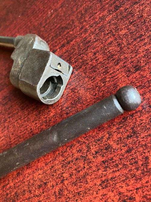 BRITISH SPIKE BAYONET FOR THE LEE ENFIELD RIFLE-NO 4 MK 1