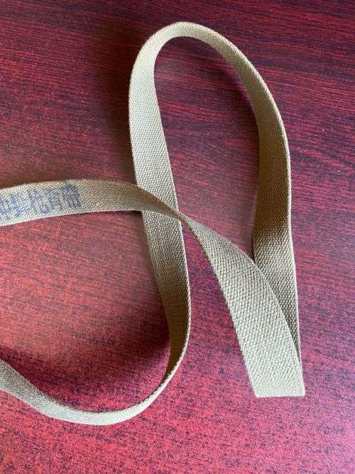 RHODESIA BUSH WAR PERIOD-ORIGINAL CHI COM, TYPE 56 SLING FOR AK AND SKS RIFLES WITH GALVINISED HARDW