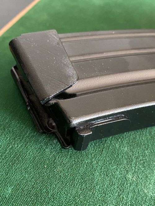 RECONDITIONED,METAL 5,56 RIFLE MAGAZINE TO FIT R4/R5/R6/LM4/LM5/LM6- 30 ROUNDS LIKE NEW