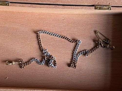 INTERESTING 1943 WW2 ID CARD OF LIEUTENANT F.E. BUYS AS WELL AS OTHER PERSONEL ITEMS,BROUGHT BACK FR