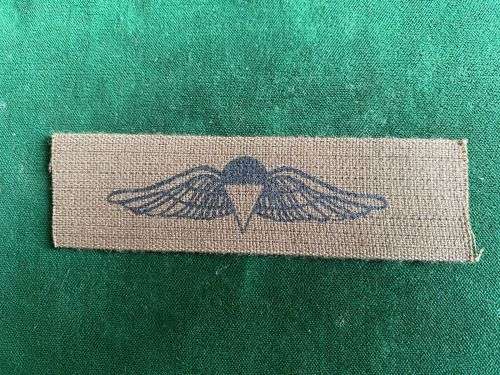 SADF PARACHUTE WINGS,FIELD DRESS,1980`S