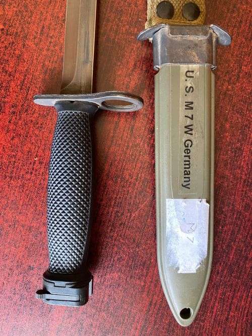 USA M7 BAYONET,MADE BY SOLINGEN GERMANY-SCABBARD AND BAYONET IS IN VERY GOOD CONDITION,EWITHOUT ANY