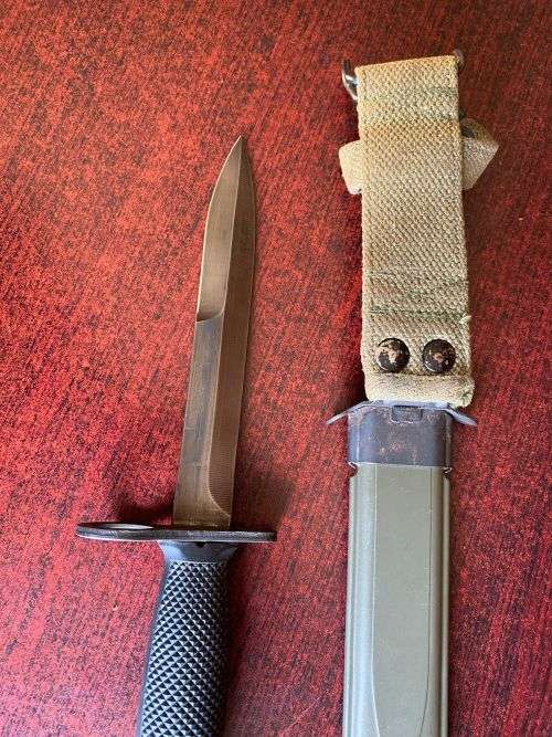 USA M7 BAYONET,MADE BY SOLINGEN GERMANY-SCABBARD AND BAYONET IS IN VERY GOOD CONDITION,EWITHOUT ANY