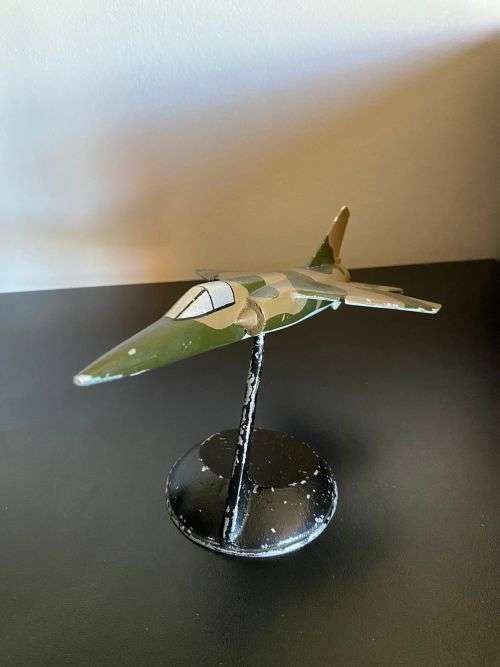 SADF PERIOD MIRAGE,DESK ORNAMENT NORMALLY A GIFT FROM THE MANUFACTURERS TO HIGH RANKING OFFICERS-BAS