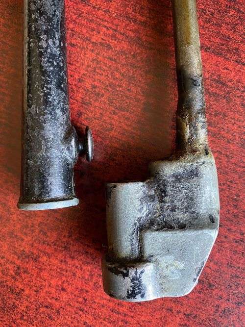 BRITISH SPIKE BAYONET WITH METAL SCABBARD